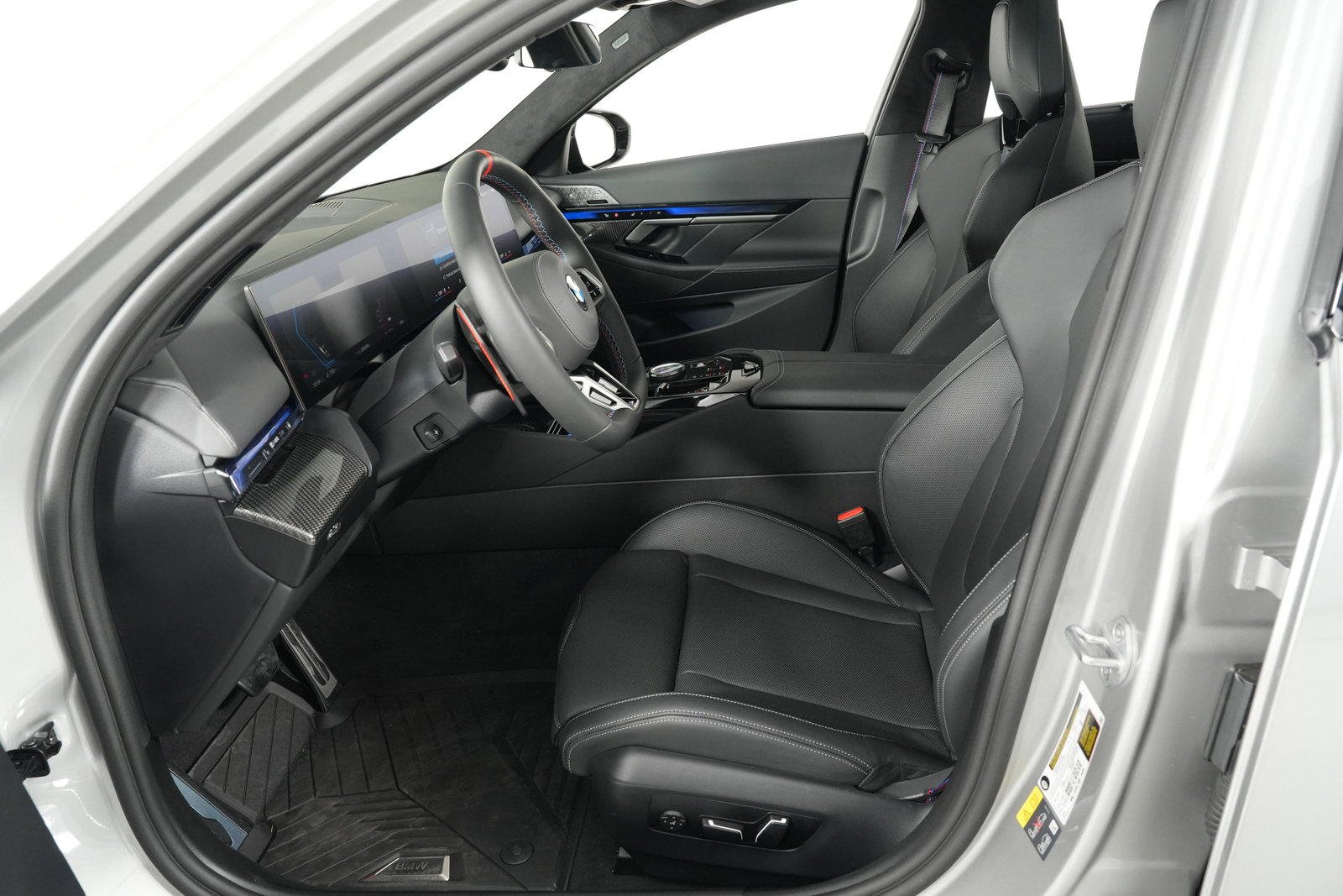 Used 2025 BMW M5 Touring AWD/4WD image 16