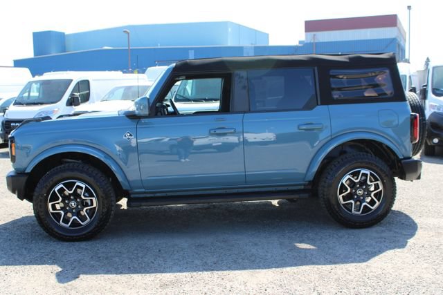 Used 2023 Ford Bronco Outer Banks AWD/4WD image 9