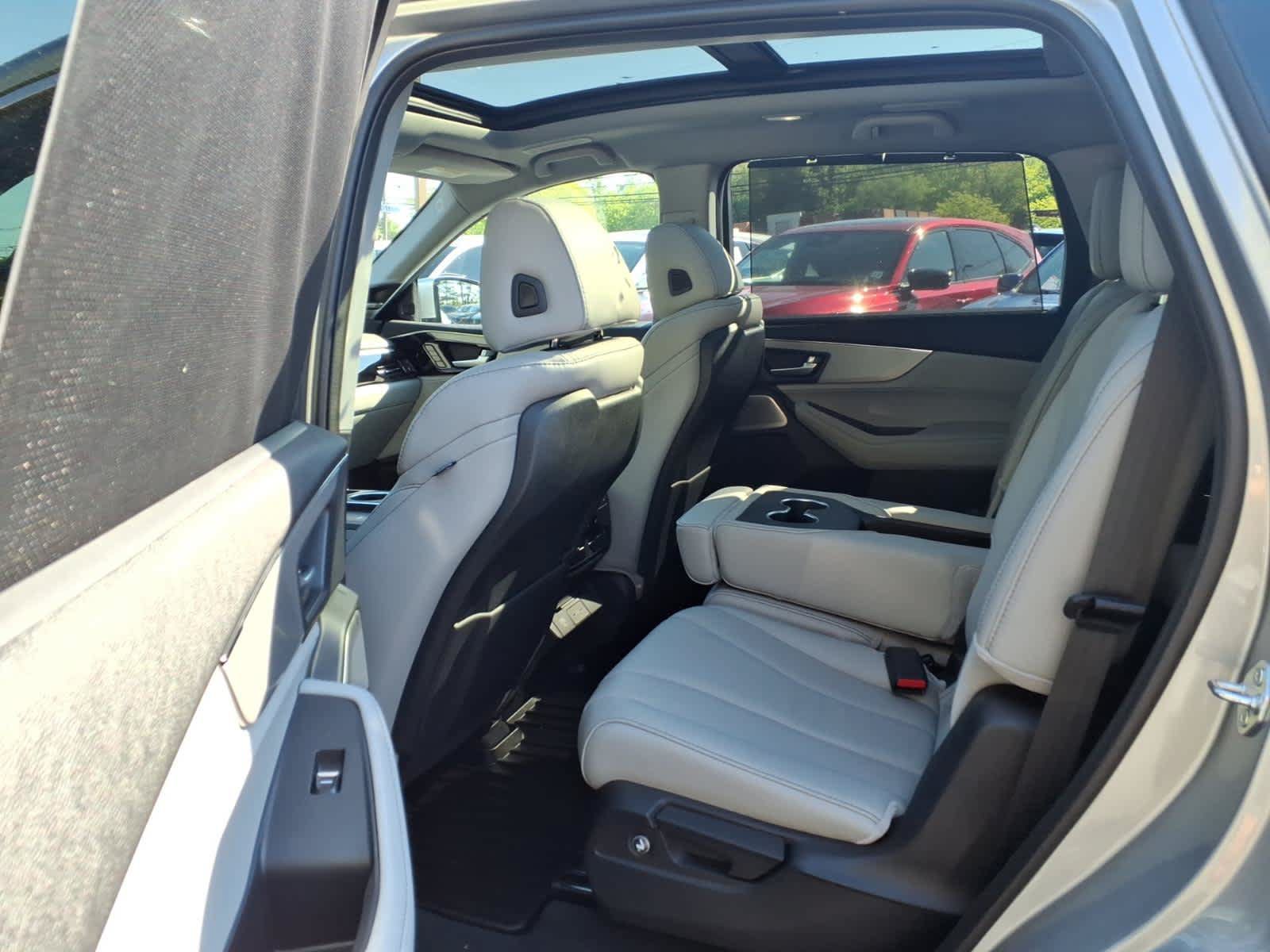 Used 2026 Acura MDX w/ Technology Package AWD/4WD image 19