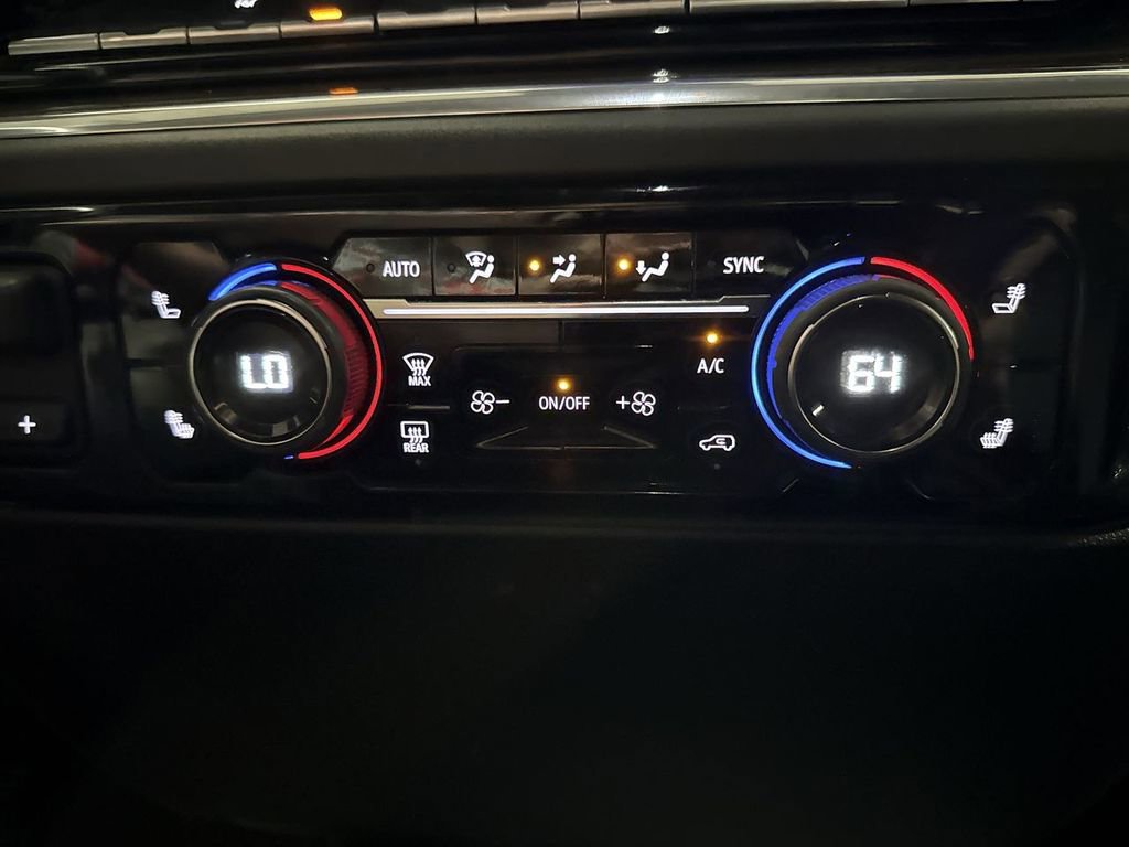 Used 2024 Chevrolet Silverado 2500 LT w/ All Star Edition image 17