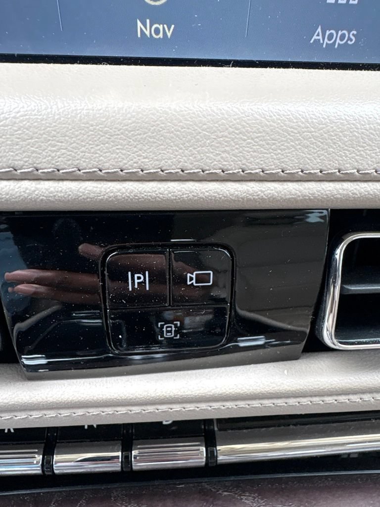 Used 2022 Lincoln Aviator Reserve w/ Equipment Group 201A RWD image 22