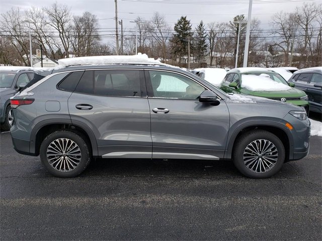 New 2025 Volkswagen Tiguan S image 2