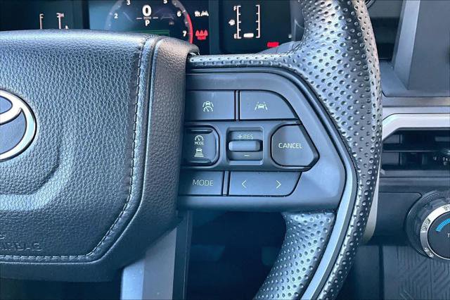 Certified 2025 Toyota Tacoma SR5 AWD/4WD image 25