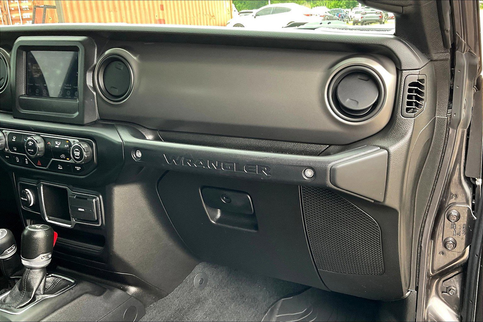 Used 2023 Jeep Wrangler Willys image 15