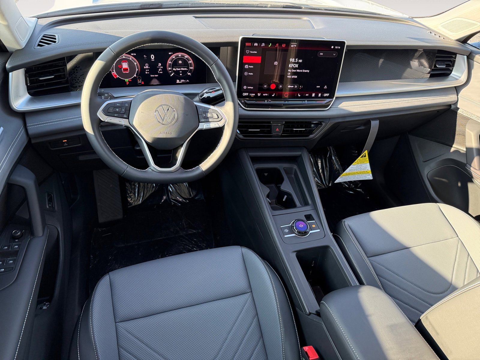 New 2026 Volkswagen Tiguan SE image 15
