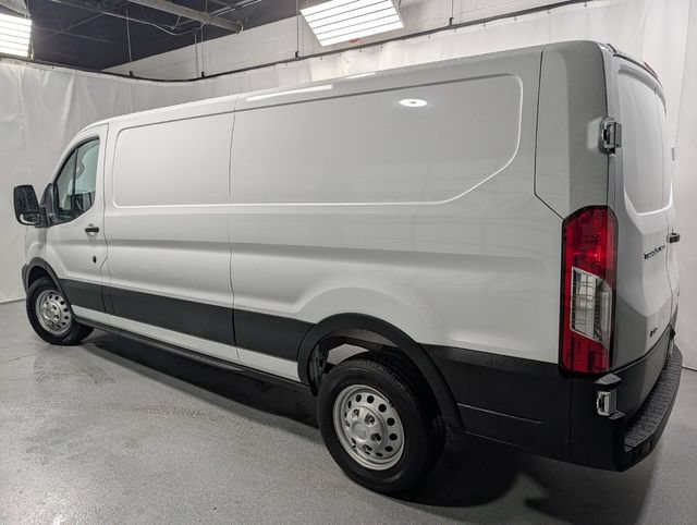 Used 2025 Ford Transit 250 Low Roof AWD w/ Load Area Protection Package image 5