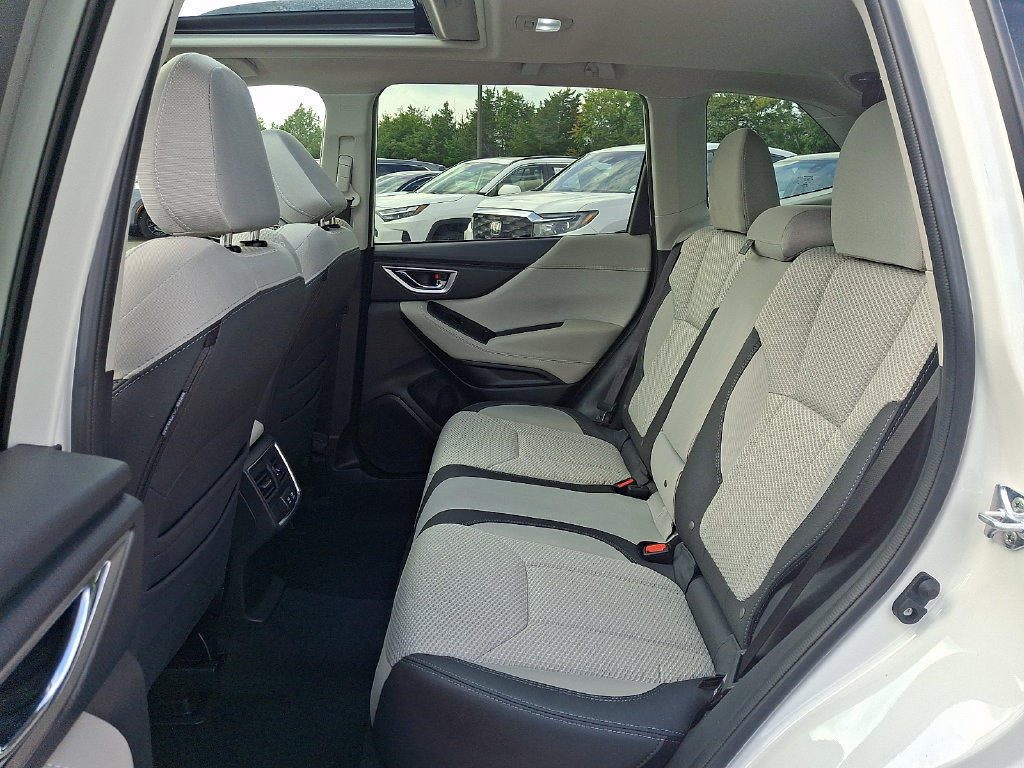 Used 2024 Subaru Forester Premium AWD/4WD image 10