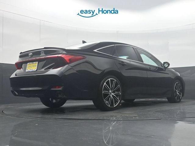 Used 2020 Toyota Avalon XSE w/ All Weather Liner Package FWD image 33