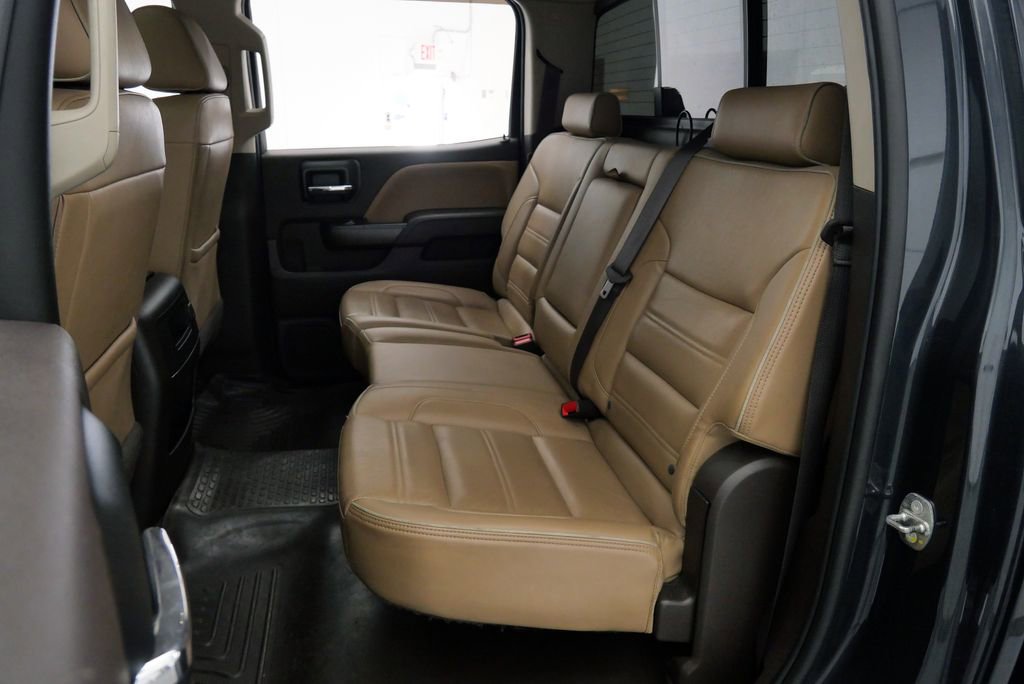 Used 2018 GMC Sierra 2500 Denali w/ Duramax Plus Package AWD/4WD image 20