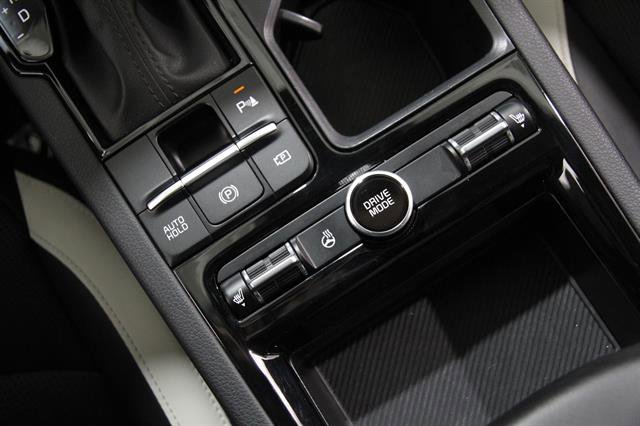 Used 2025 Kia K5 GT-Line w/ GT-Line Premium Package AWD/4WD image 16