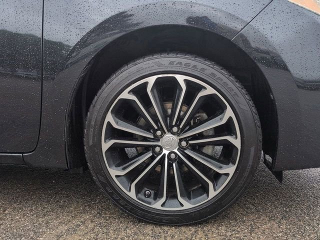 Used 2015 Toyota Corolla S FWD image 12