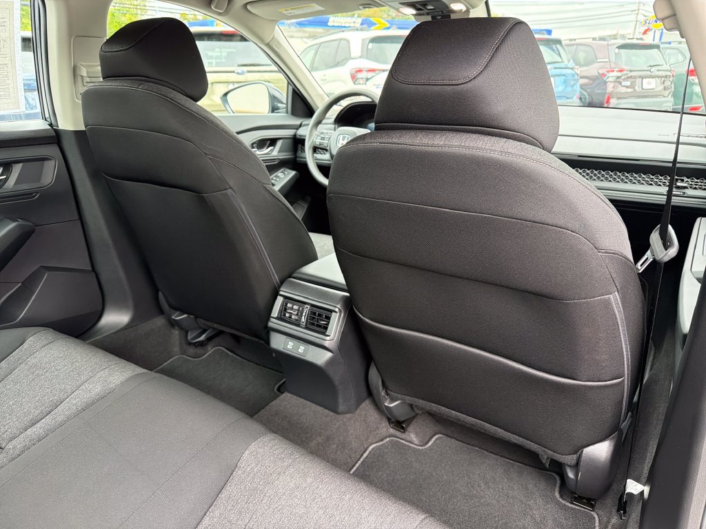 Used 2025 Honda Accord SE image 32