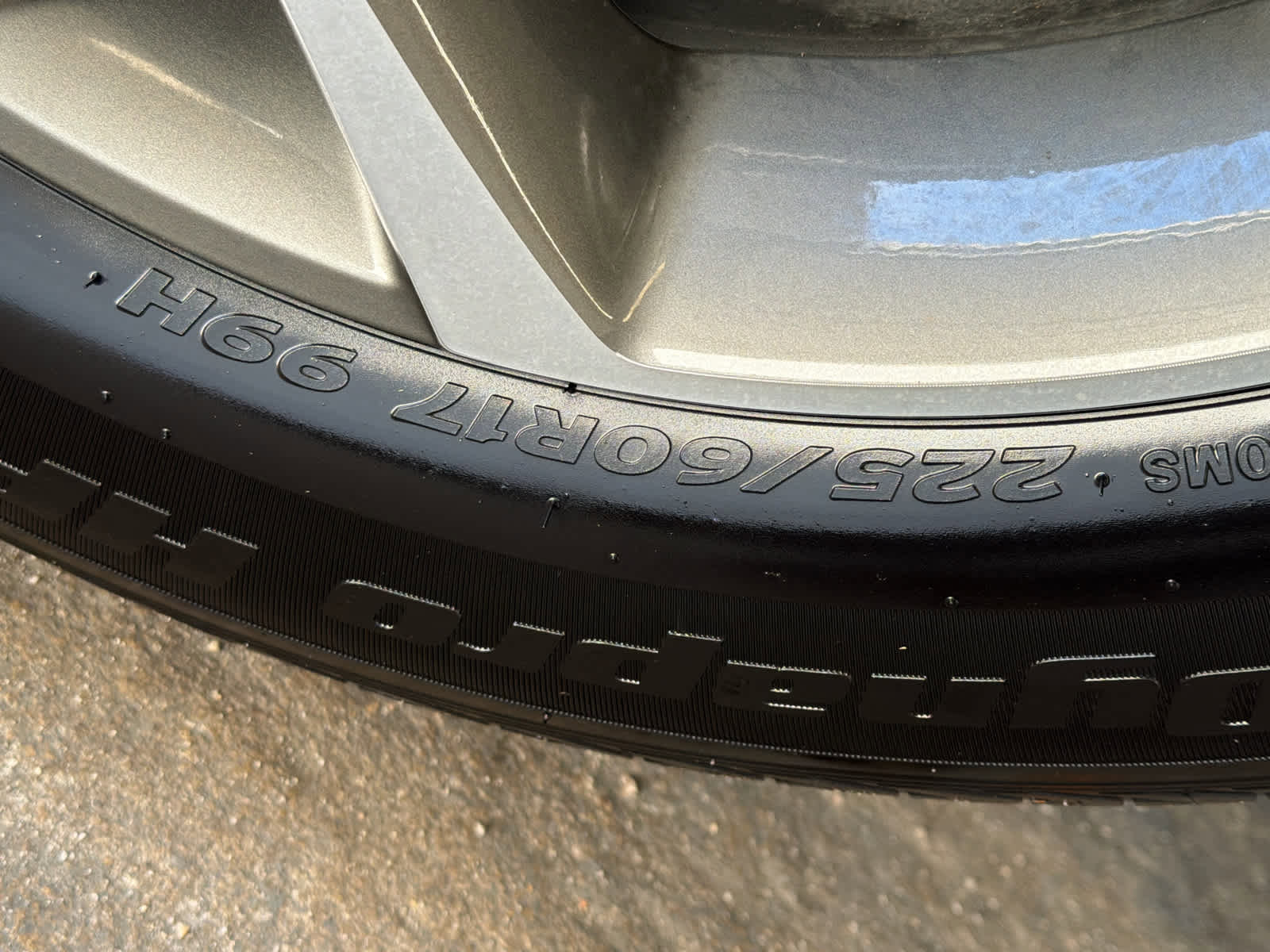 Used 2025 Chevrolet Trax LT w/ LT Convenience Package image 12