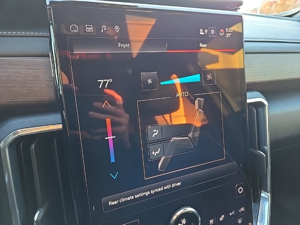 Used 2024 GMC Acadia Denali w/ Super Cruise Package image 36