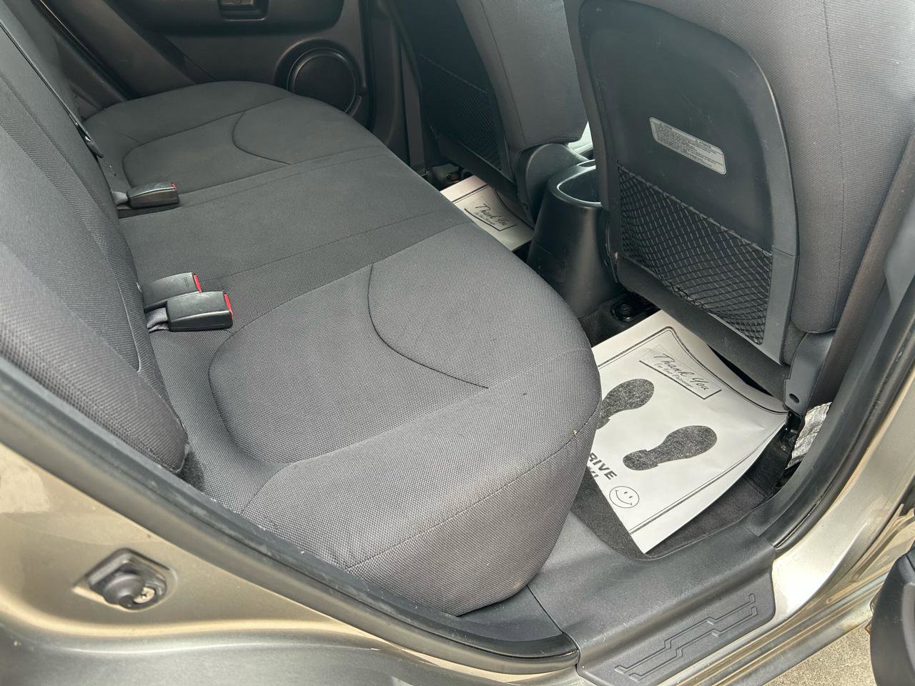 Used 2010 Kia Soul + FWD image 11