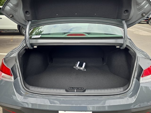 New 2026 Hyundai Elantra Sport FWD image 18