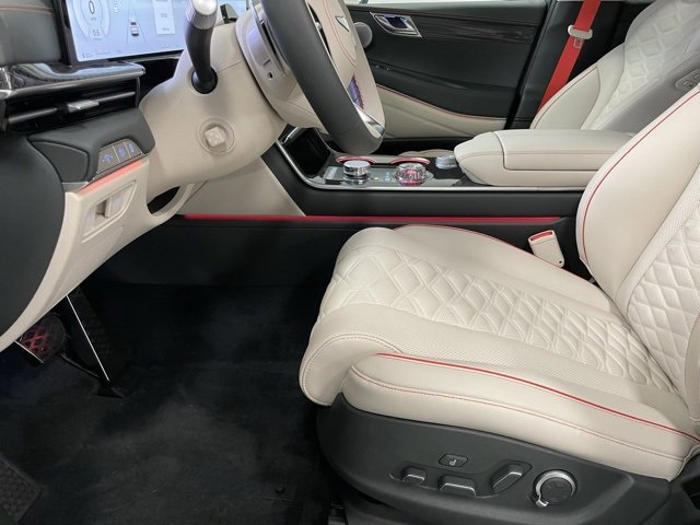 New 2025 Genesis GV80 3.5T e-SC image 11