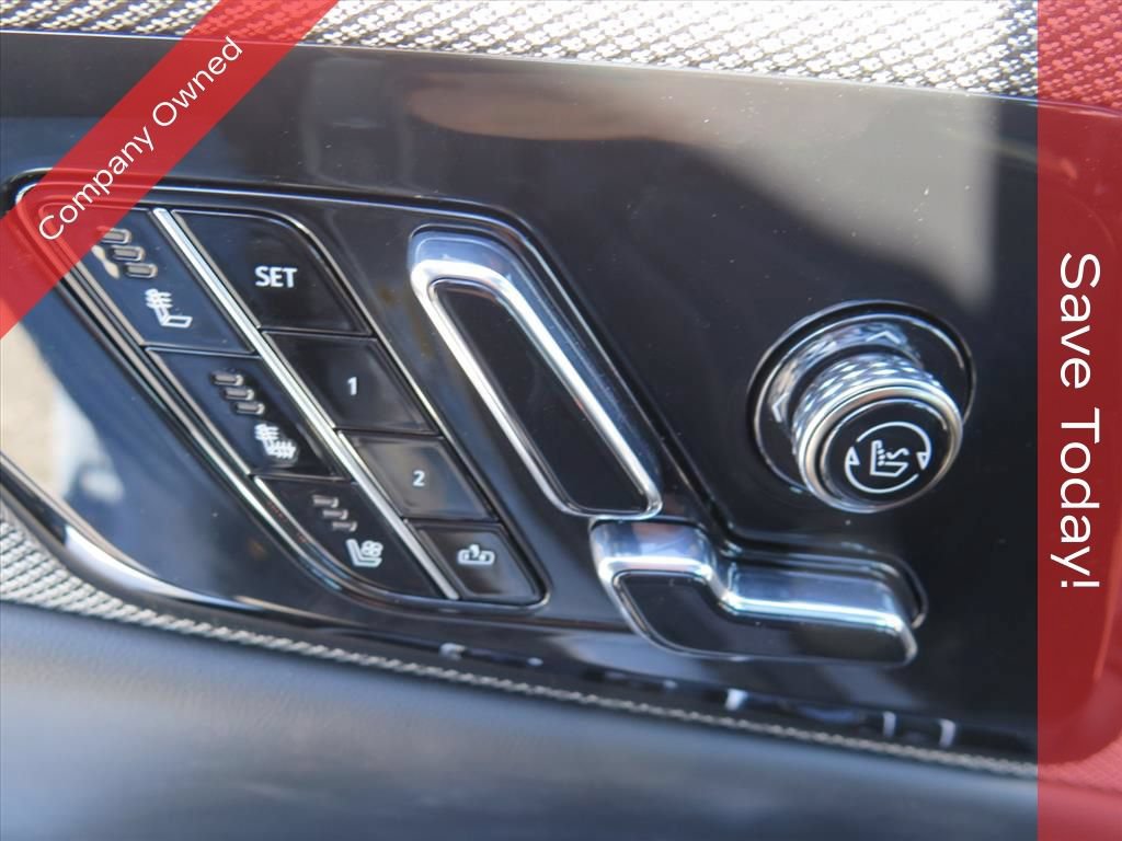 New 2026 Cadillac Optiq Luxury 2 RWD image 11
