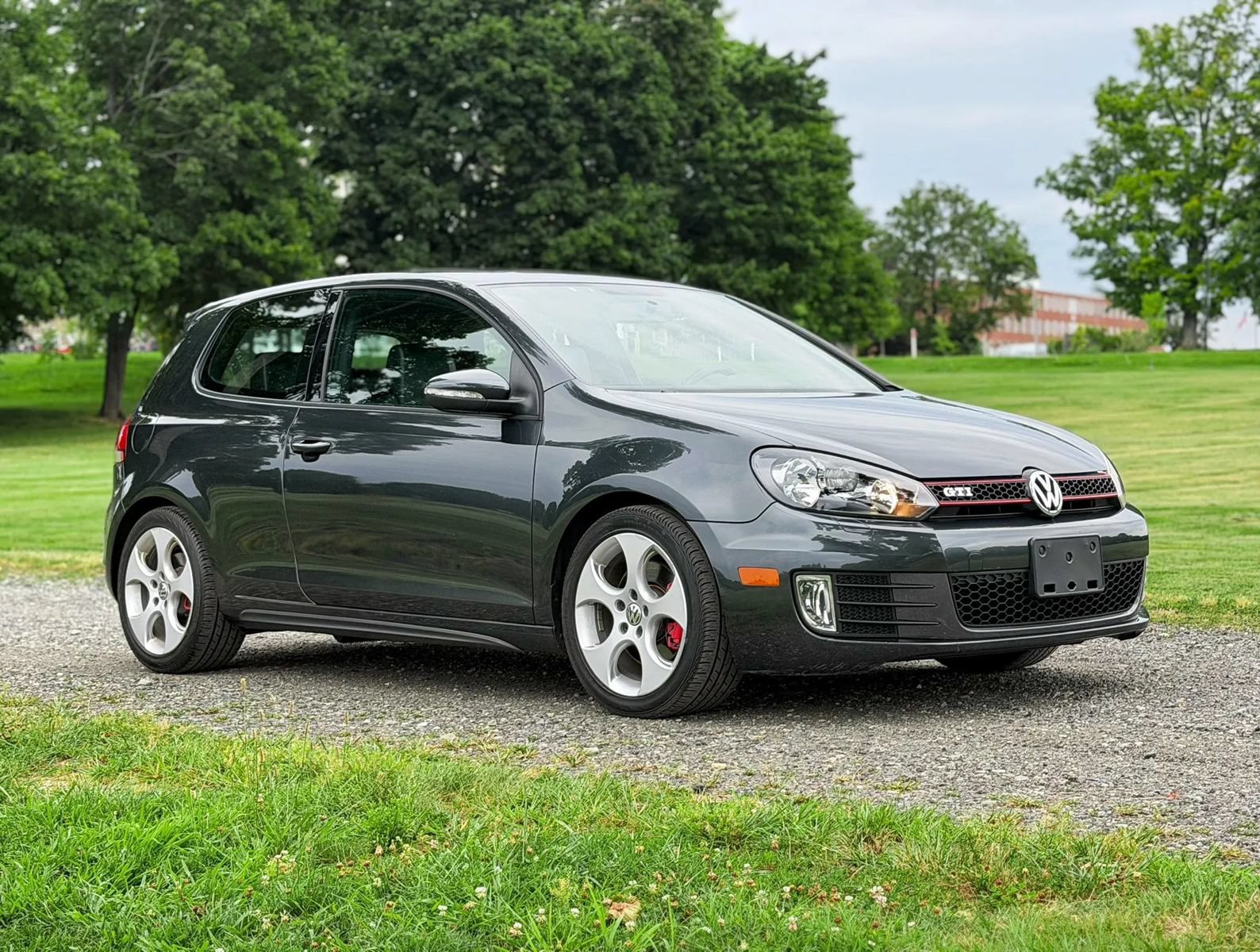 Used 2010 Volkswagen GTI 2-Door FWD image 3