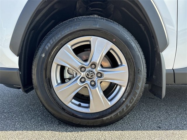 Used 2025 Toyota RAV4 XLE image 11