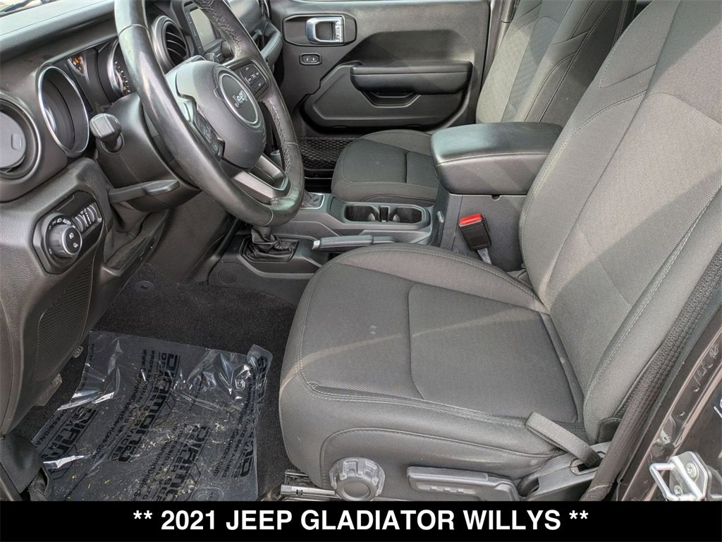 Used 2021 Jeep Gladiator Willys image 2