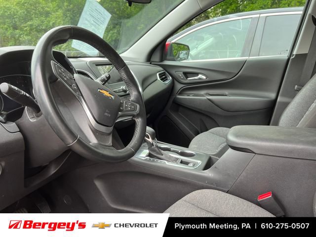 Used 2023 Chevrolet Equinox LT FWD image 3