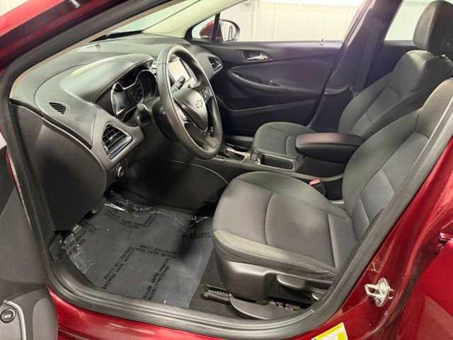 Used 2016 Chevrolet Cruze LT FWD image 11