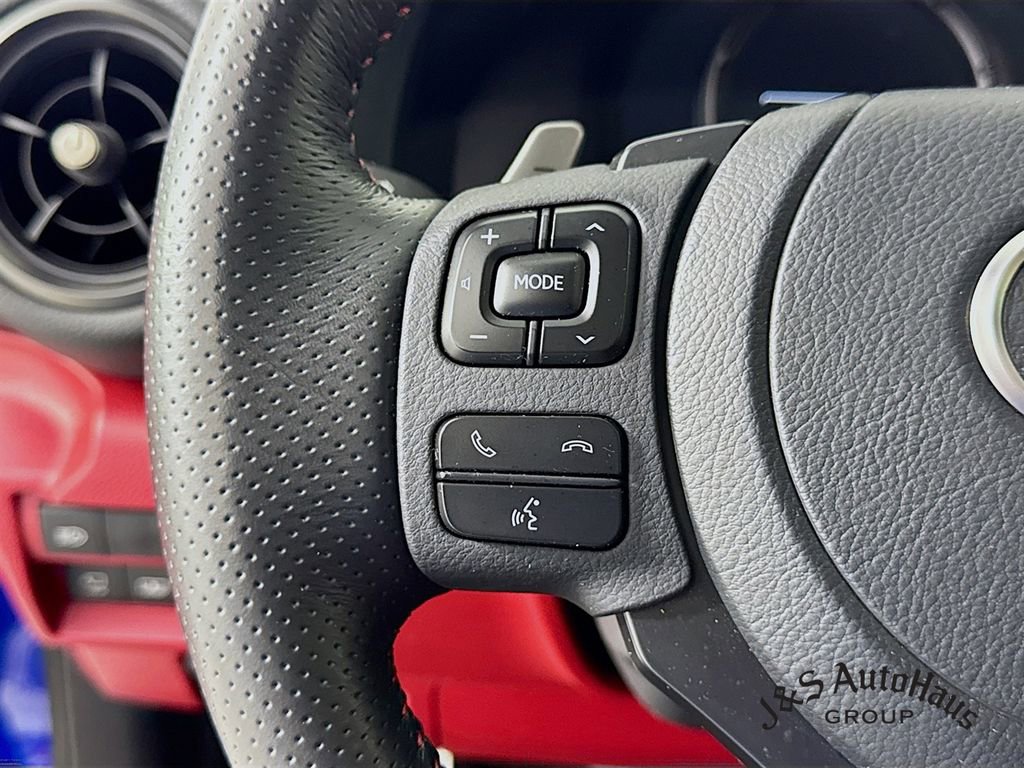 Used 2025 Lexus IS 500 RWD image 13