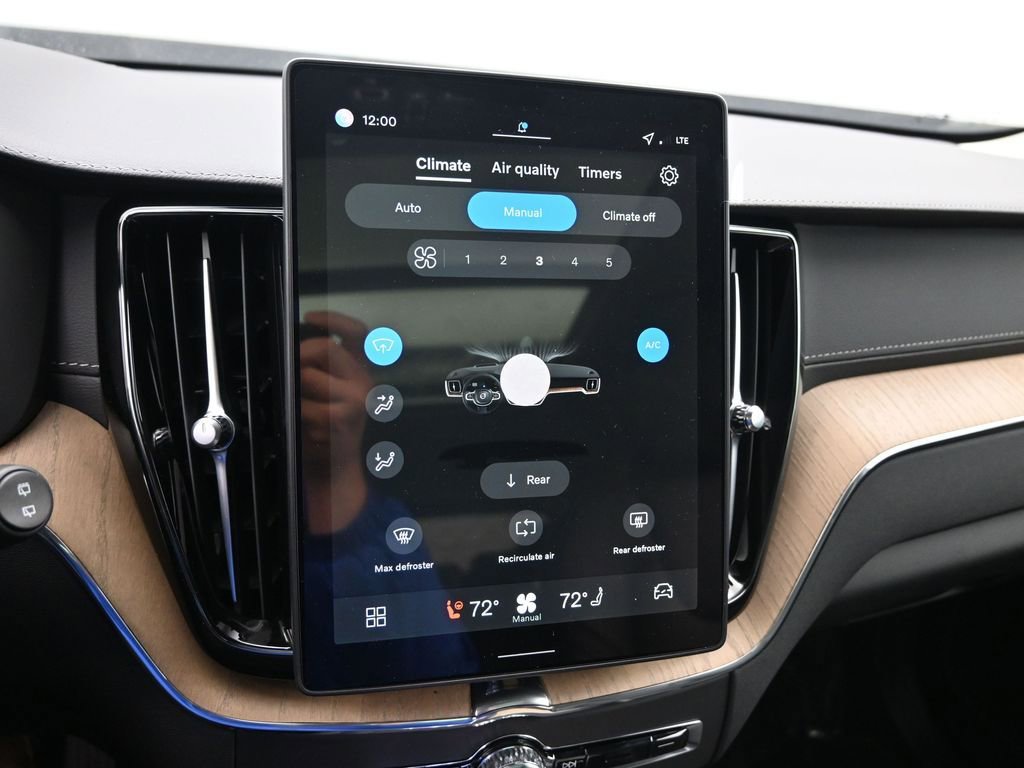 New 2026 Volvo XC60 B5 Ultra w/ Protection Package Premier image 14