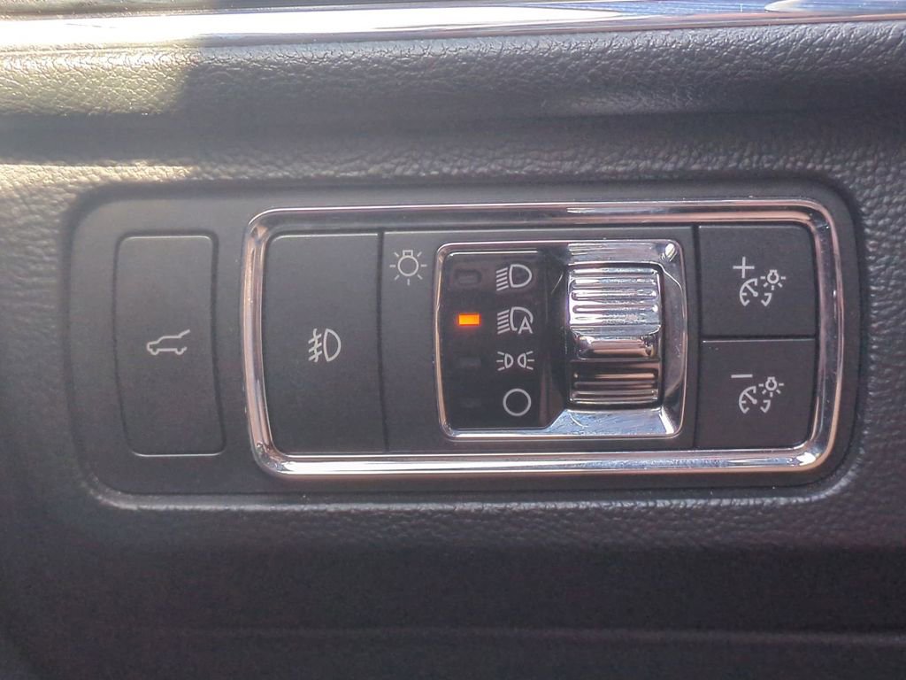 Used 2023 Lincoln Navigator L Reserve image 32