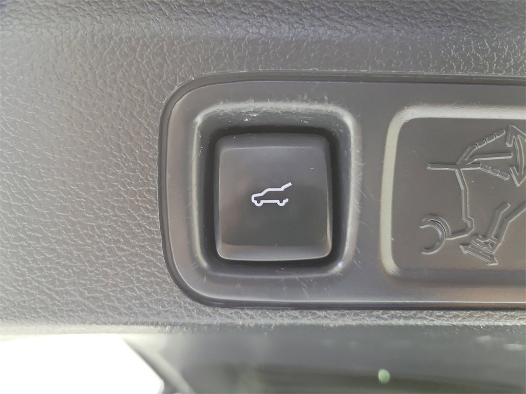 Used 2023 Lincoln Navigator L Reserve image 6