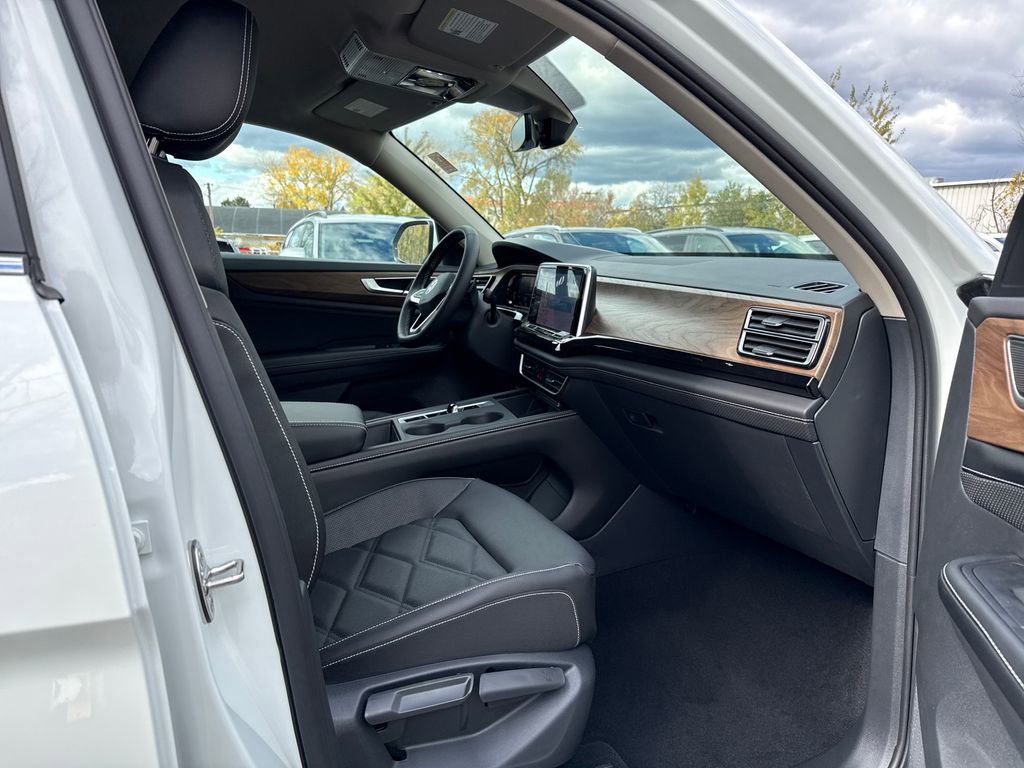 New 2026 Volkswagen Atlas SE image 15