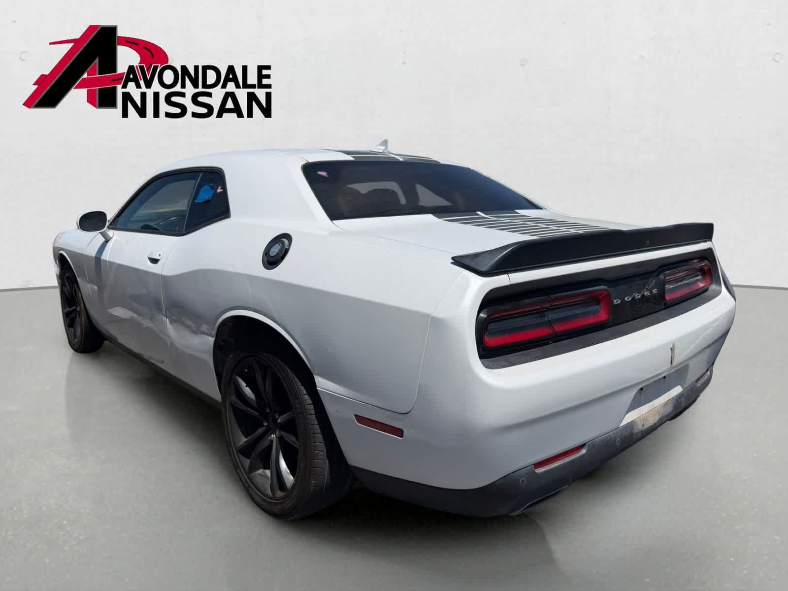 Used 2016 Dodge Challenger SXT Plus RWD image 2