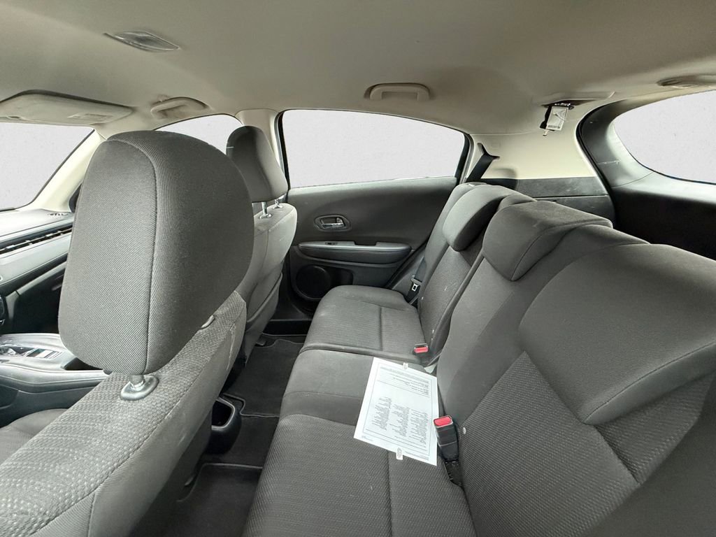 Used 2016 Honda HR-V LX image 8
