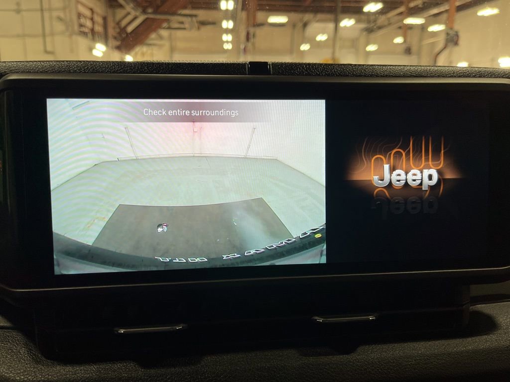 Used 2024 Jeep Wrangler Unlimited Sport AWD/4WD image 15