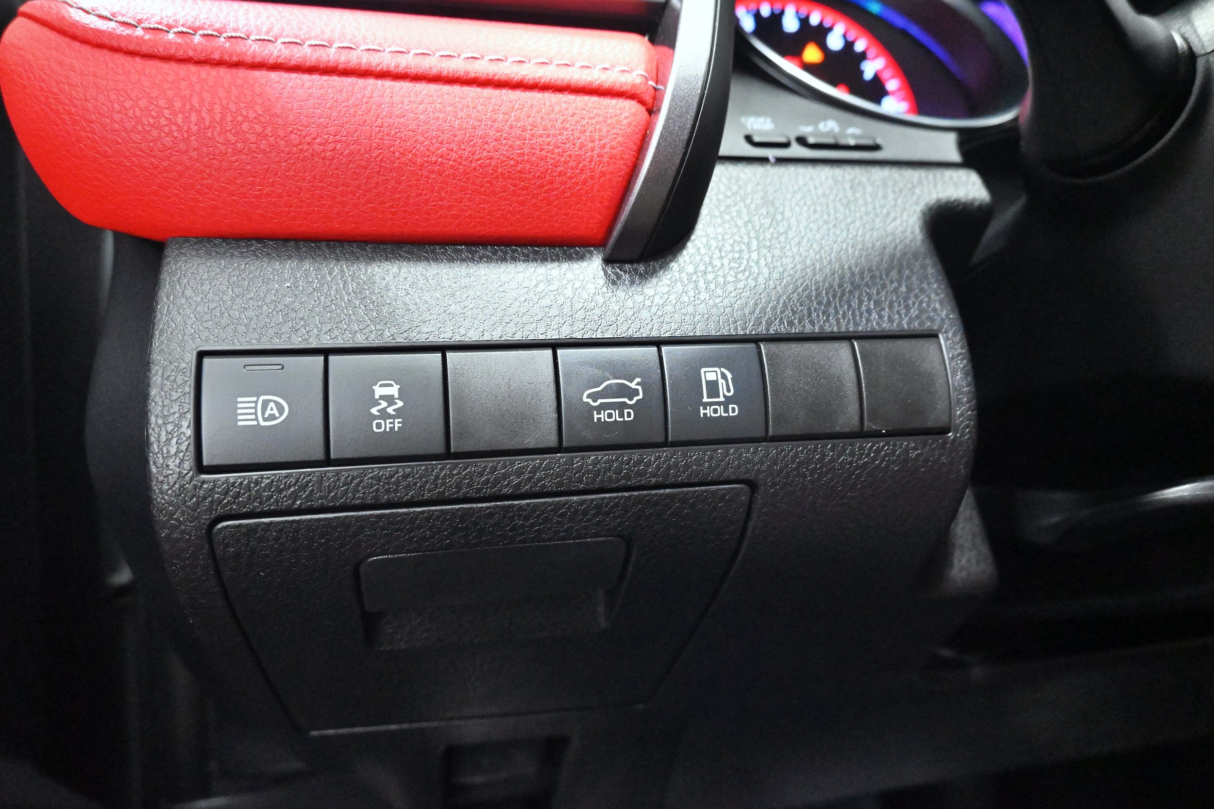 Used 2019 Toyota Camry XSE FWD image 9