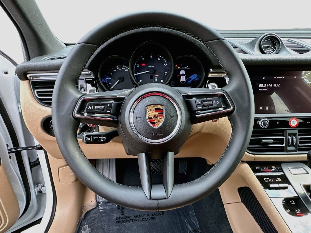 New 2026 Porsche Macan AWD/4WD image 11