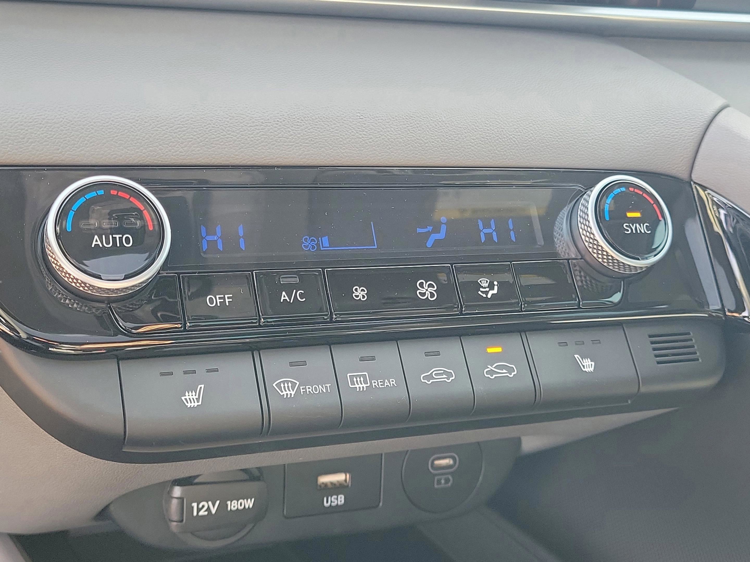 New 2026 Hyundai Elantra SEL Sport image 6