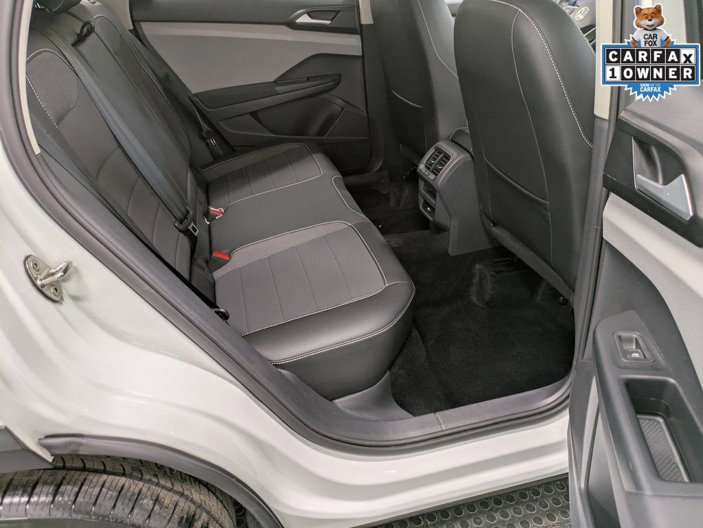 Used 2022 Volkswagen Taos SE w/ IQ.Drive SE Package image 28