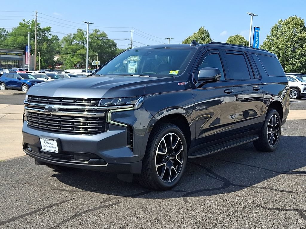 Used 2021 Chevrolet Suburban RST w/ Luxury Package AWD/4WD image 6