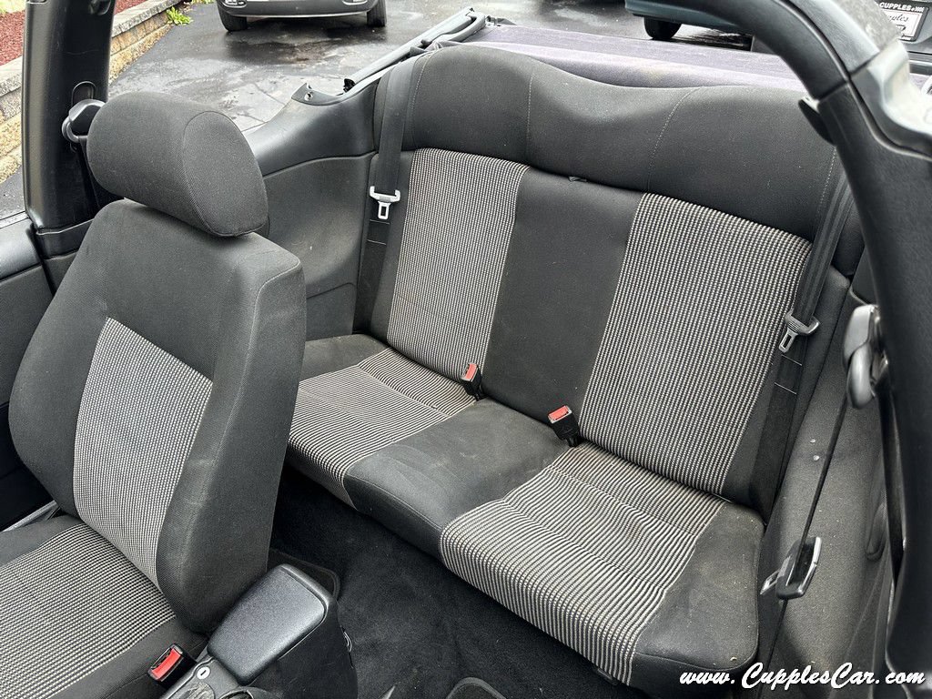 Used 2001 Volkswagen Cabrio GLS FWD image 13