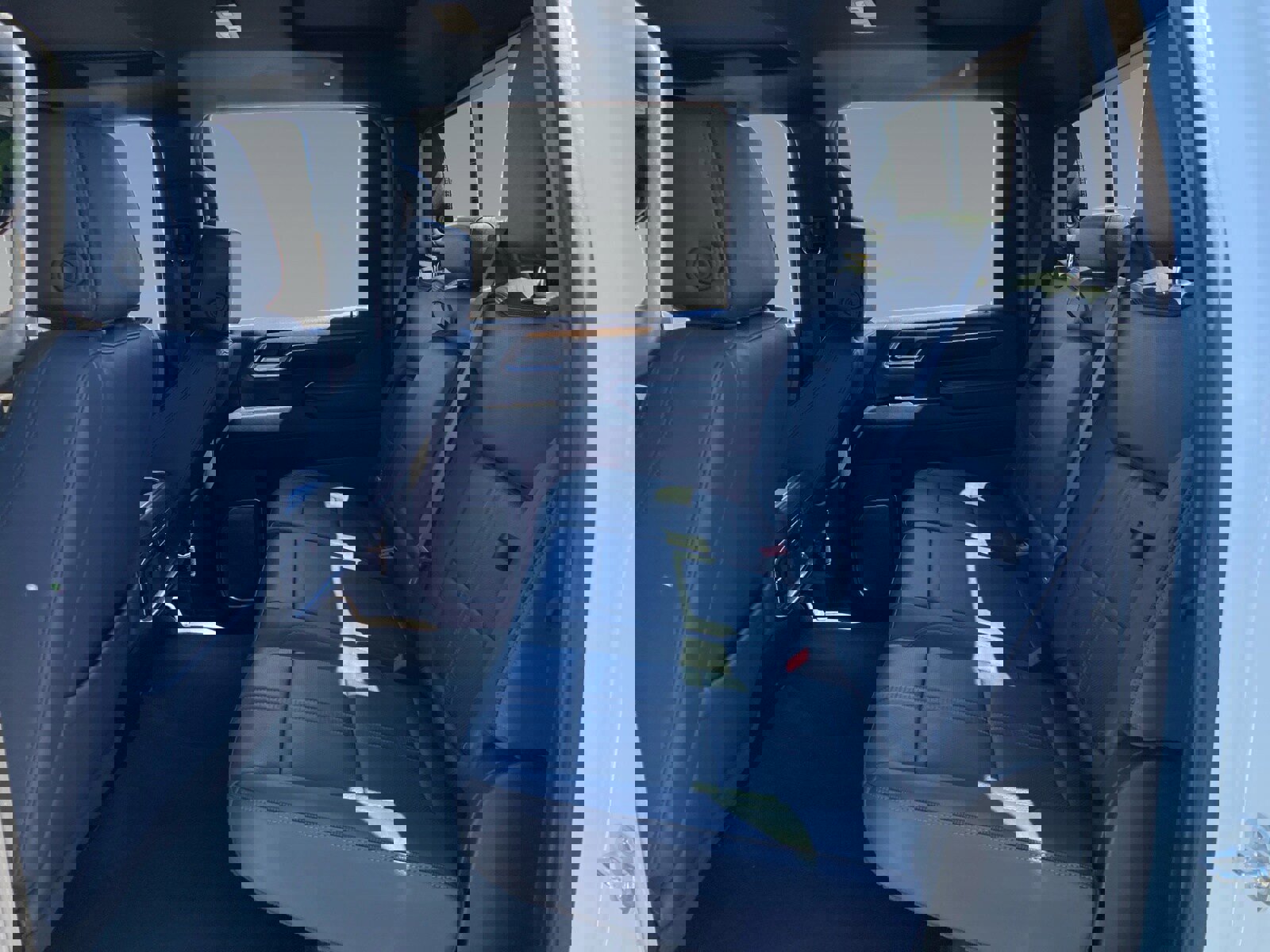 Used 2024 Chevrolet Silverado 3500 High Country w/ High Country Premium Package image 13