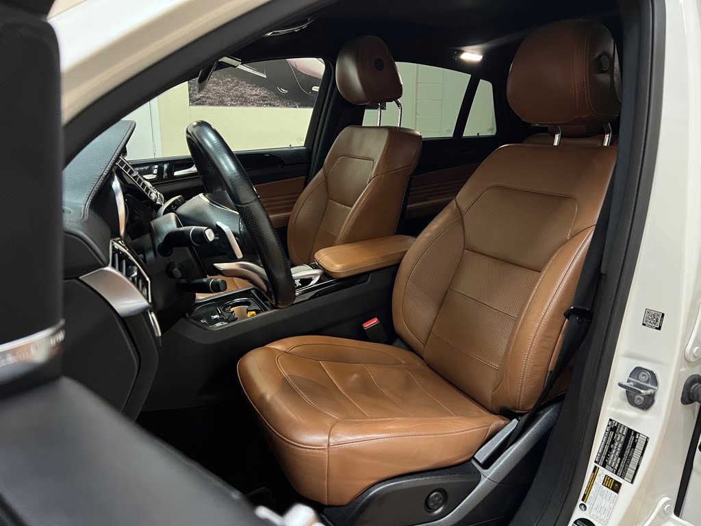 Used 2019 Mercedes-Benz GLE 43 AMG 43 AMG image 32