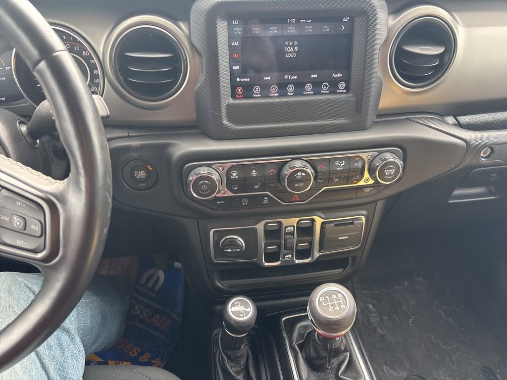 Used 2021 Jeep Gladiator Sport image 10