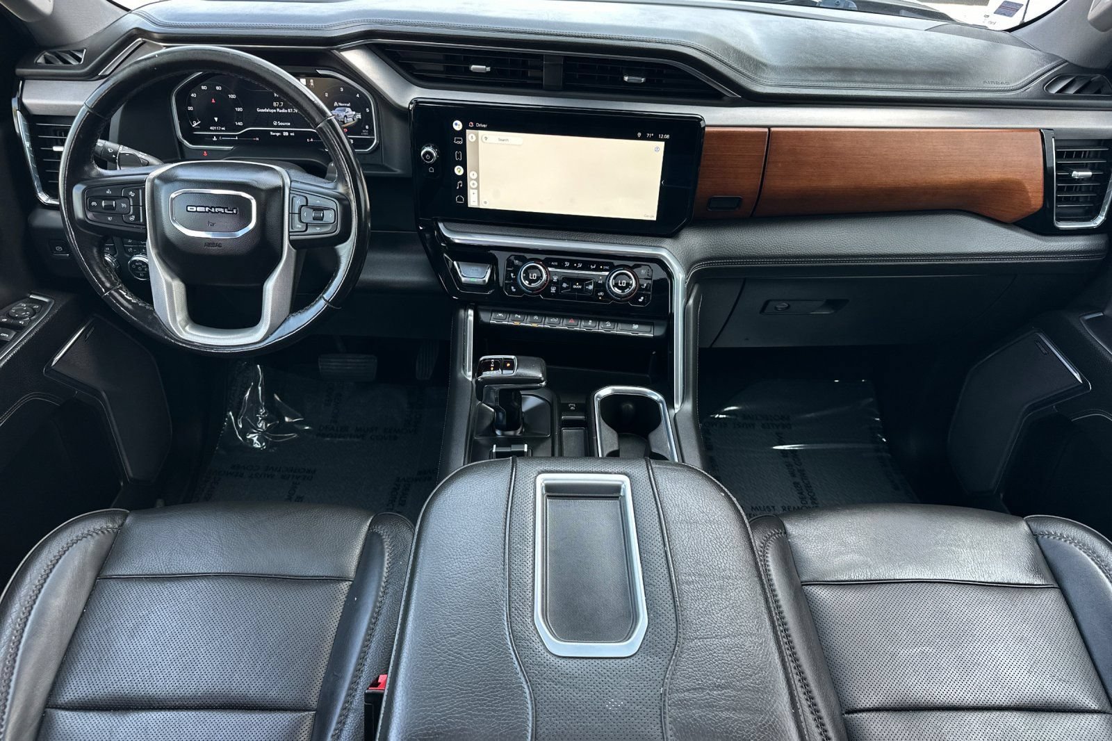 Used 2022 GMC Sierra 1500 Denali w/ Technology Package AWD/4WD image 16