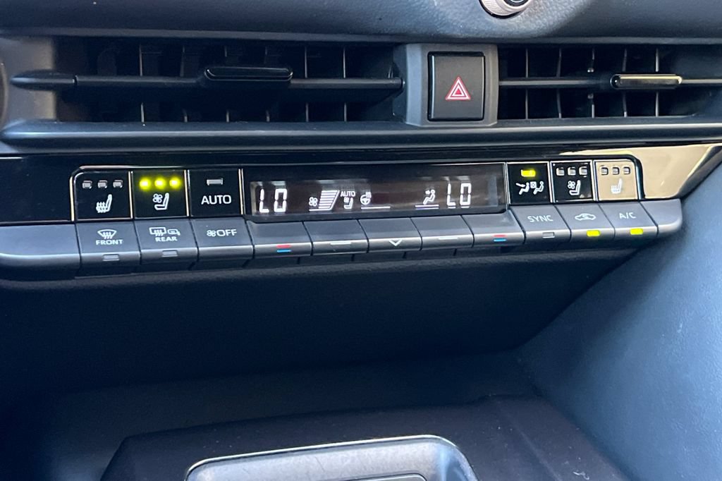 Certified 2024 Toyota Crown Platinum AWD/4WD image 21