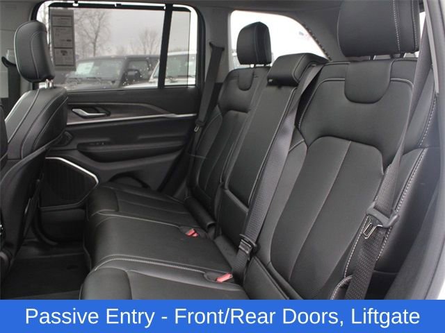 New 2024 Jeep Grand Cherokee Limited 4xe w/ Luxury Tech Group II image 12