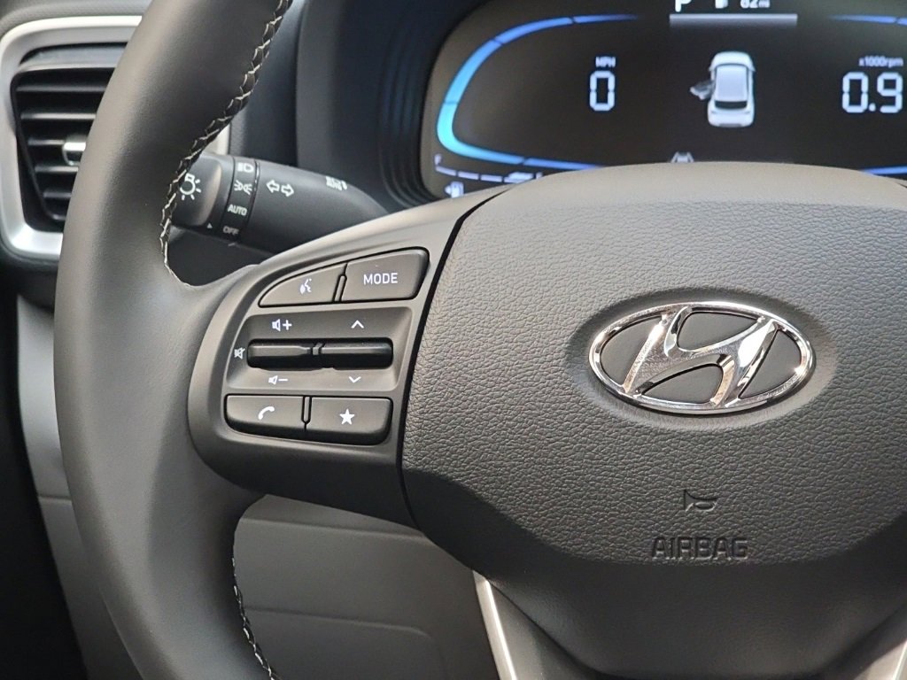 New 2026 Hyundai Venue SEL image 17