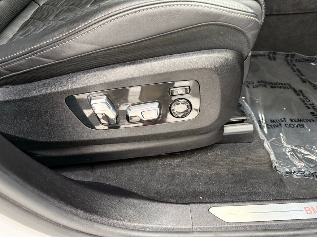 Used 2024 BMW X5 xDrive40i w/ Premium Package image 22