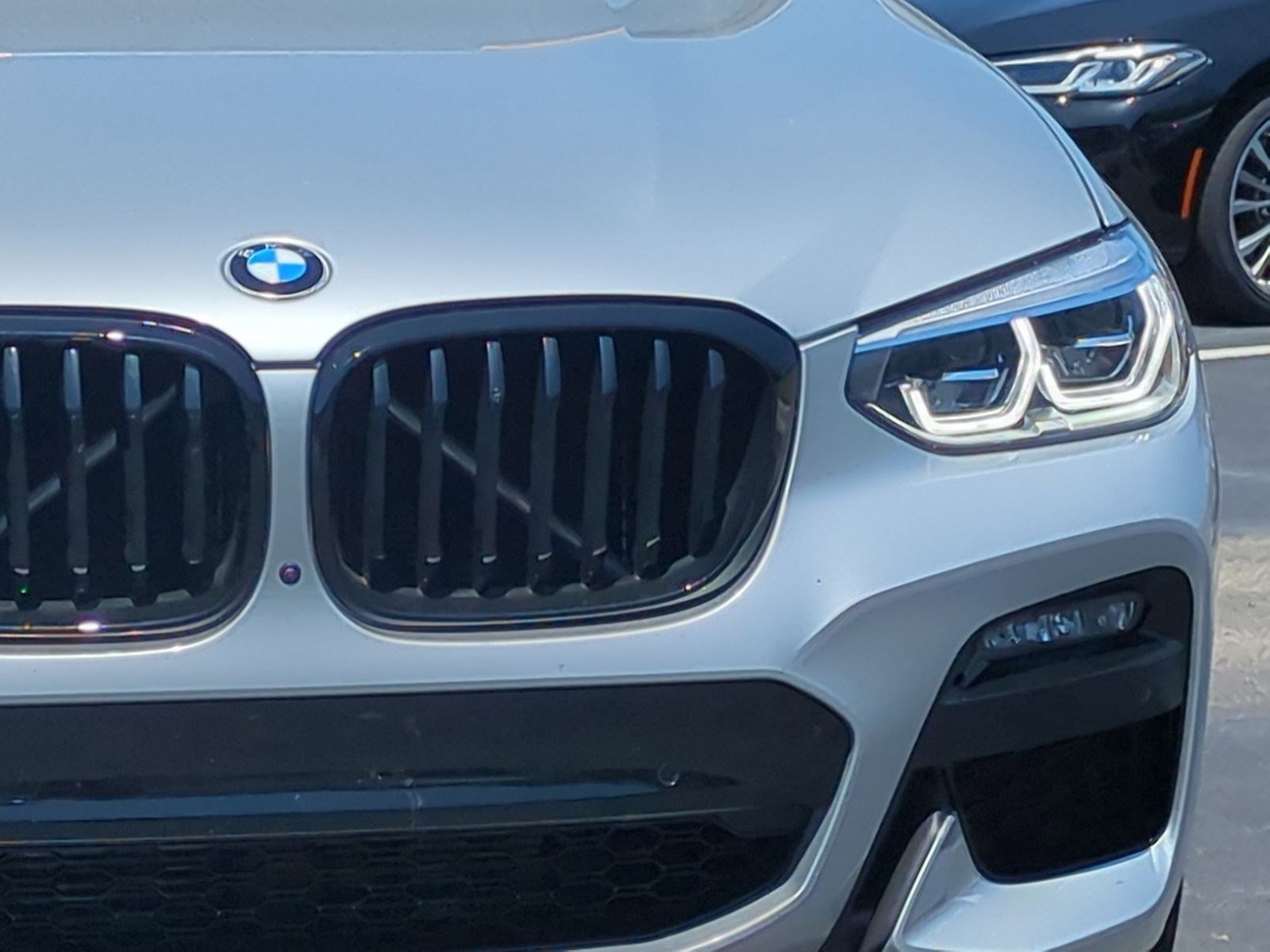 Used 2021 BMW X4 xDrive30i w/ Executive Package AWD/4WD image 6